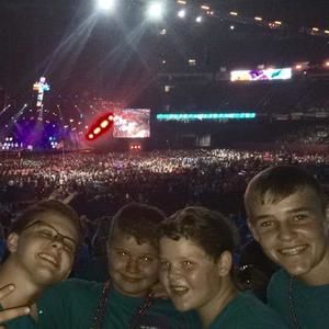 Meet your Posher, Christopher